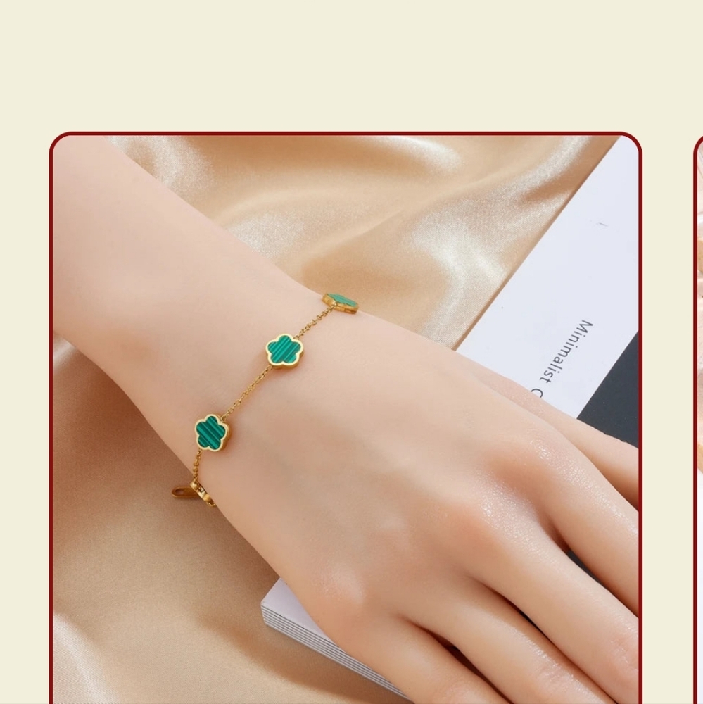 Clover Stainless Steel Gold Plated Elegant Bracelet. - Picture 4 of 8